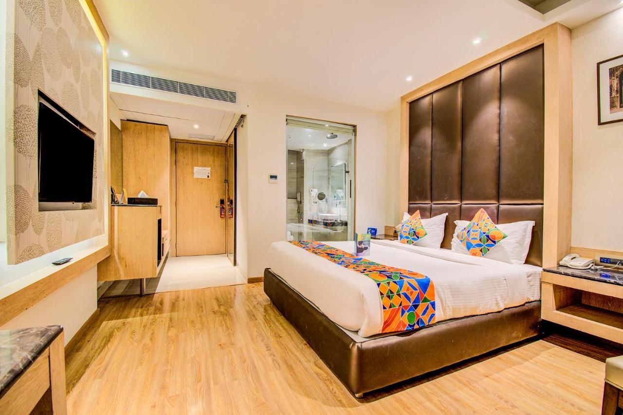 Fabhotel Prime V Hazratganj Lucknow Exteriör bild