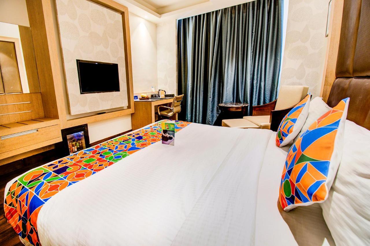 Fabhotel Prime V Hazratganj Lucknow Exteriör bild