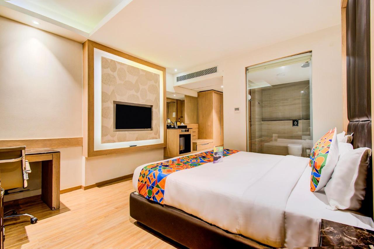 Fabhotel Prime V Hazratganj Lucknow Exteriör bild