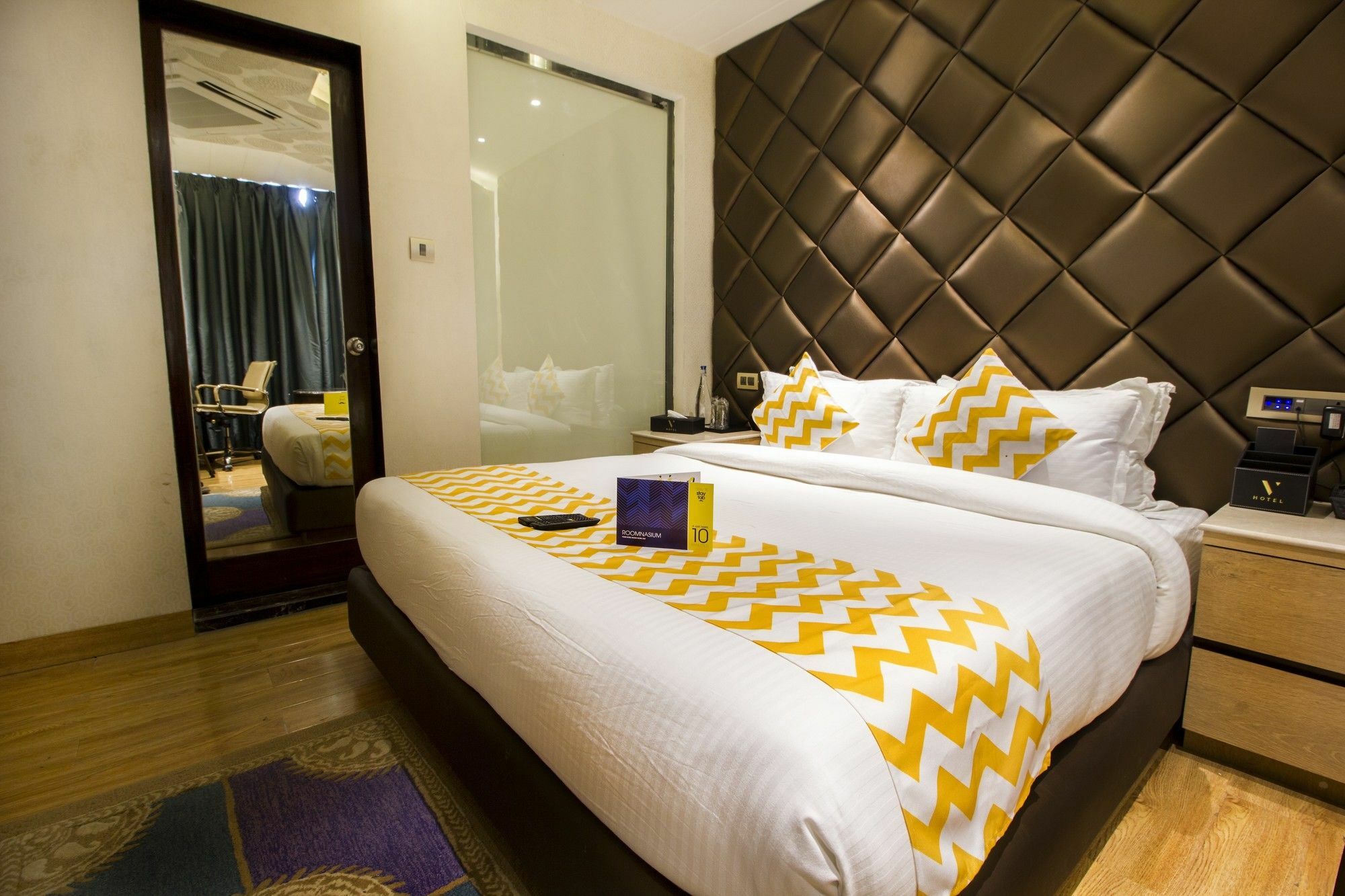 Fabhotel Prime V Hazratganj Lucknow Exteriör bild
